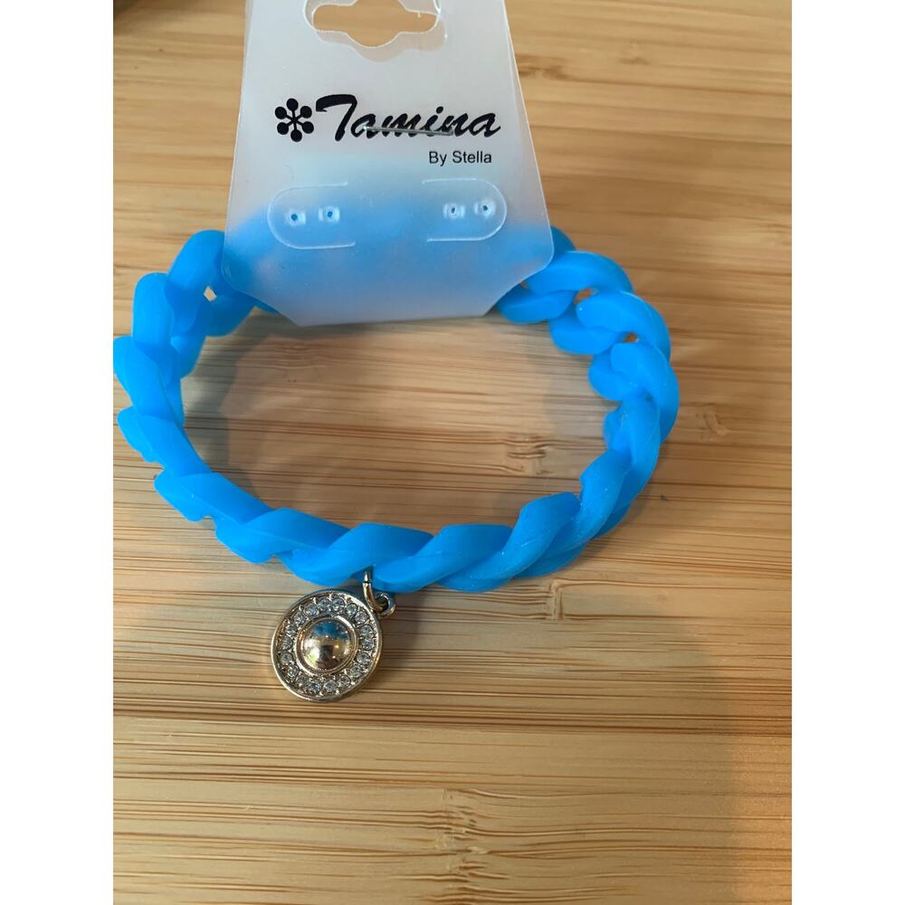 Turquoise Rubber StretchLarge Chain Bracelet Gold Rhinestone Medallion